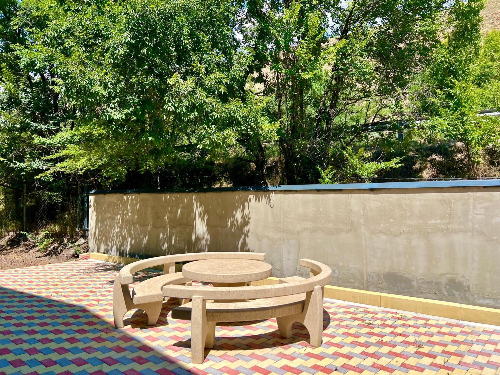 Comuna Sevan Artanish Exterior photo